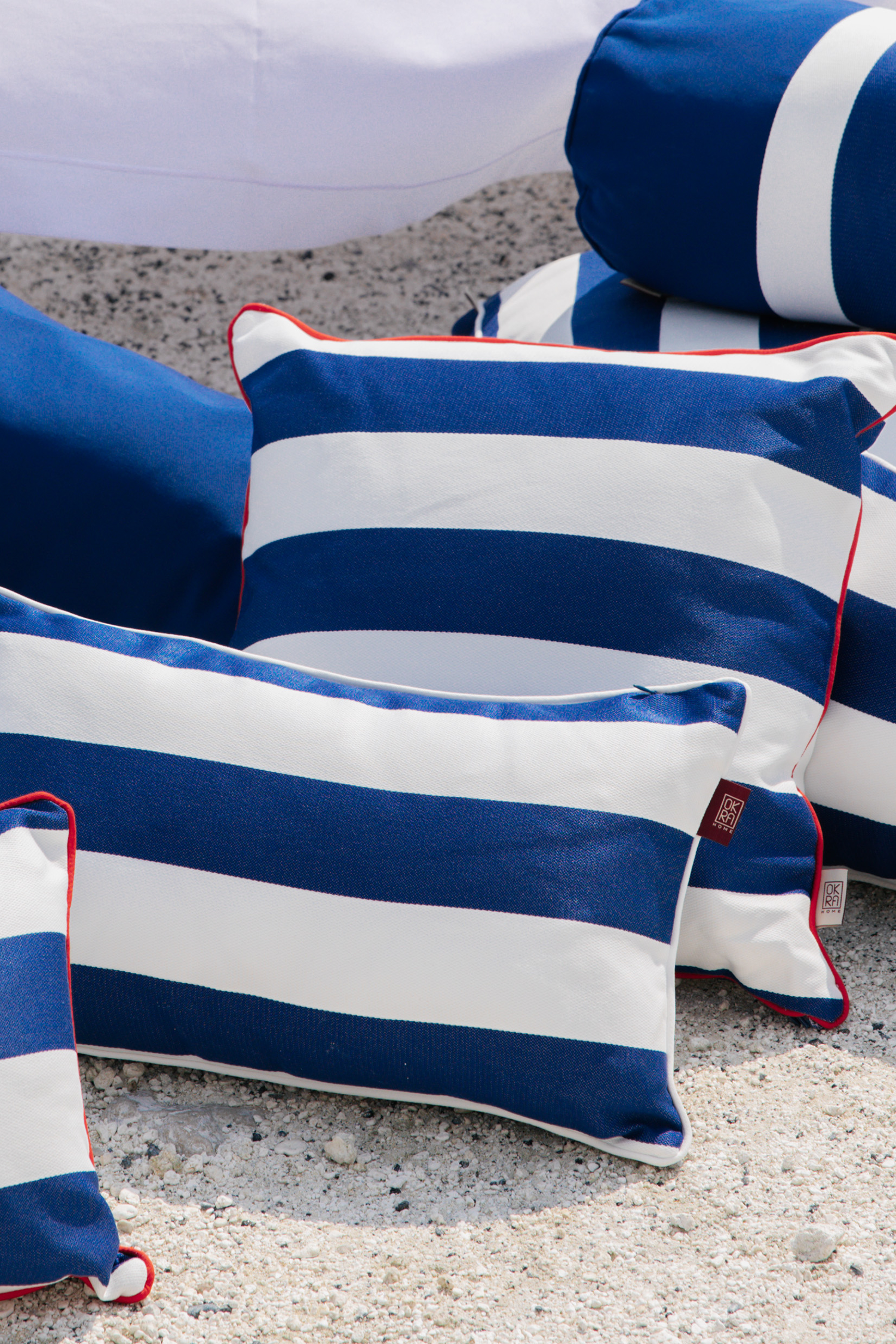 MARINE STRIPE LACİVERT BEYAZ BİYELİ 30X50 KIRLENT KILIFI