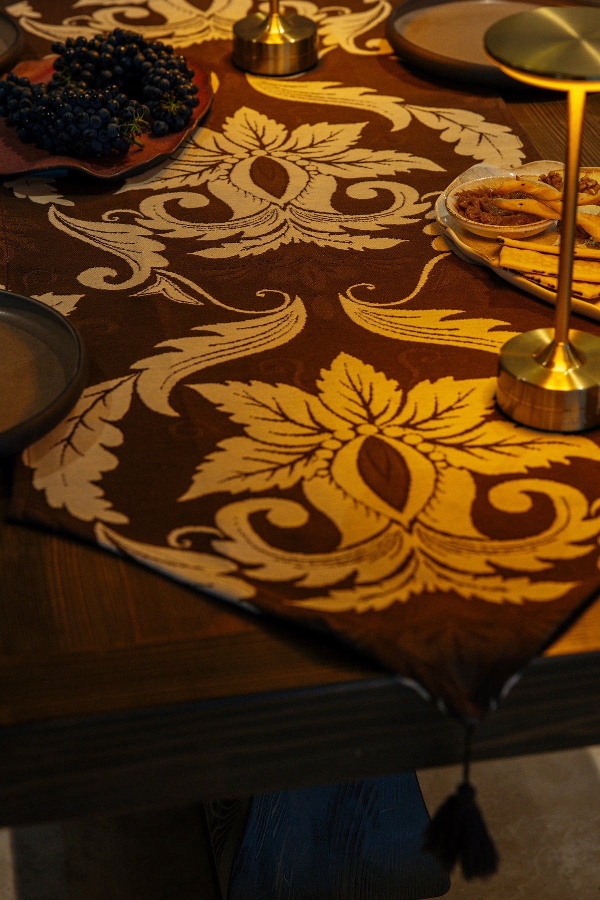 ACANTUS TAUPE JAKARLI RUNNER
