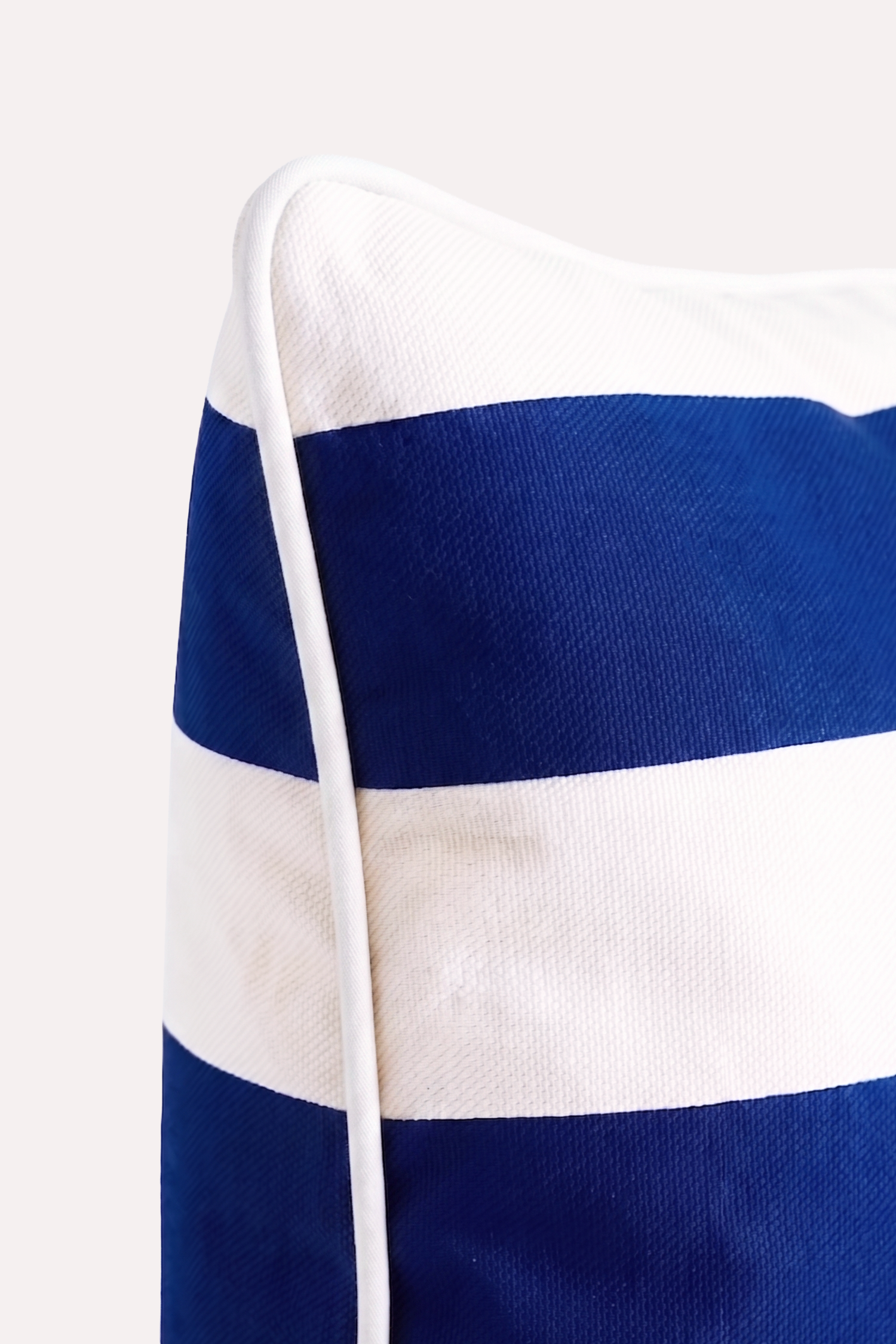 MARINE STRIPE LACİVERT BEYAZ BİYELİ 30X50 KIRLENT KILIFI